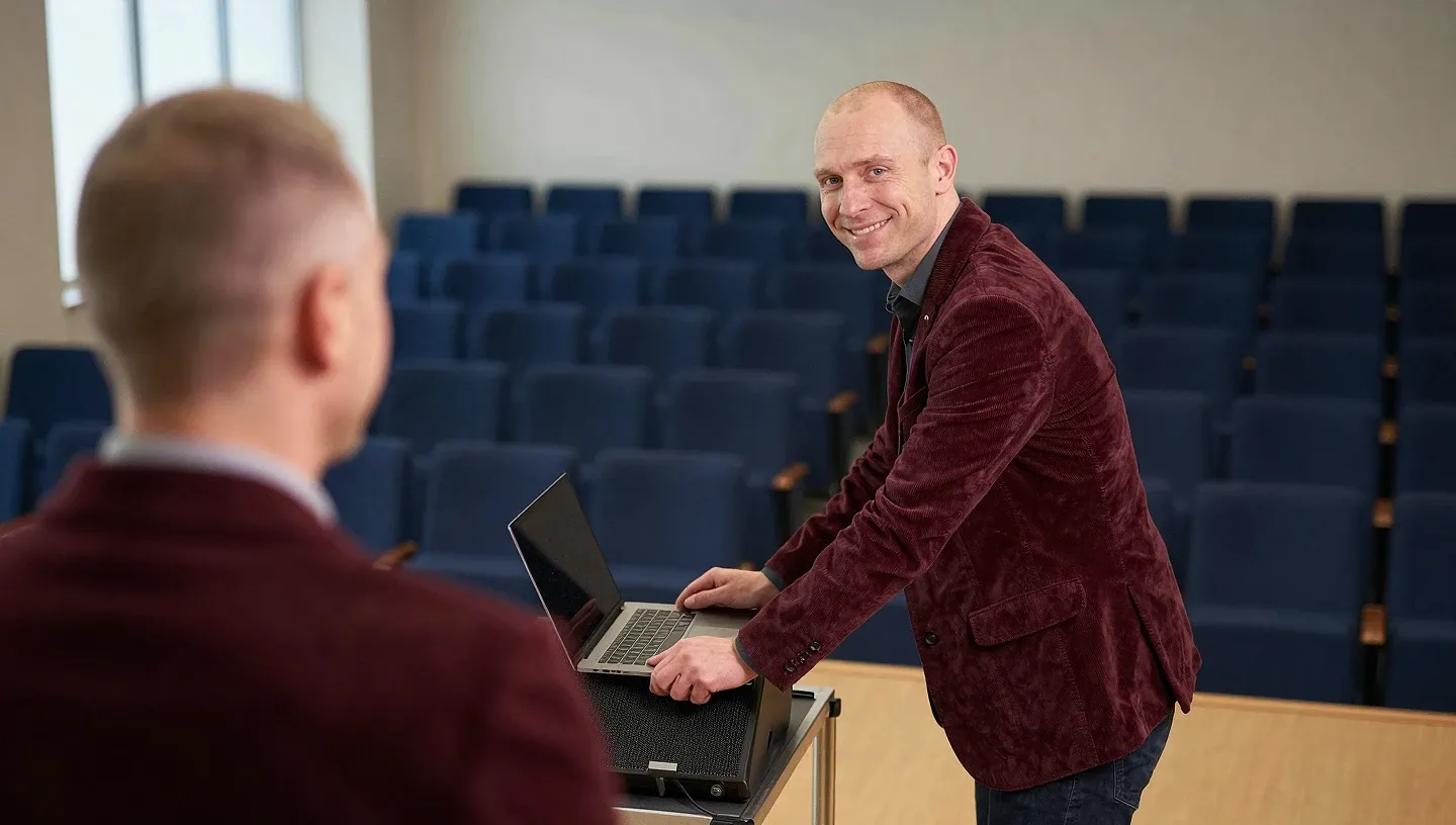 AI dla nauczycieli — kompletny przewodnik 2026